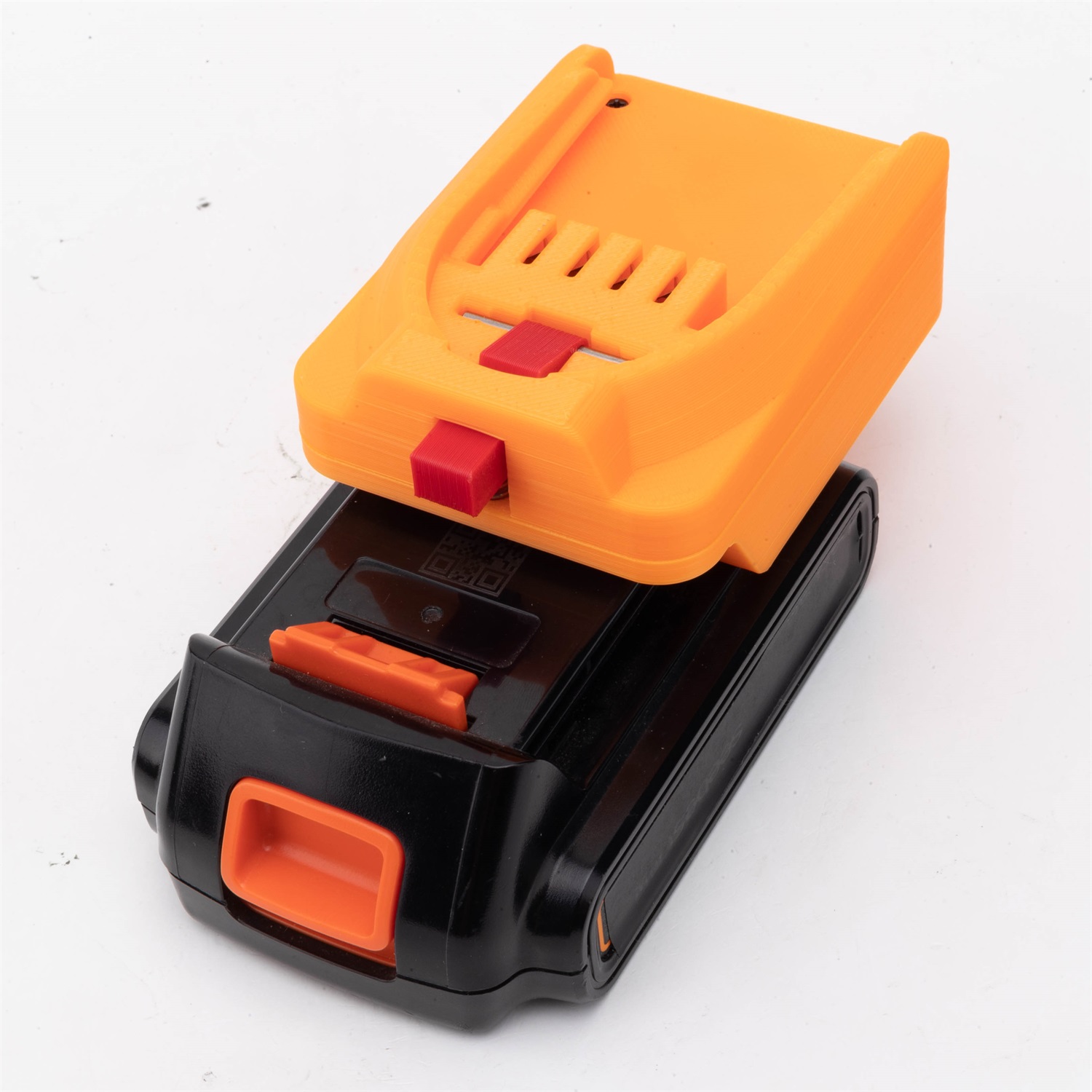 محول/محول طاقة للبطارية من BLA - مراجعة Black+Decker Tool Cordless وسعره